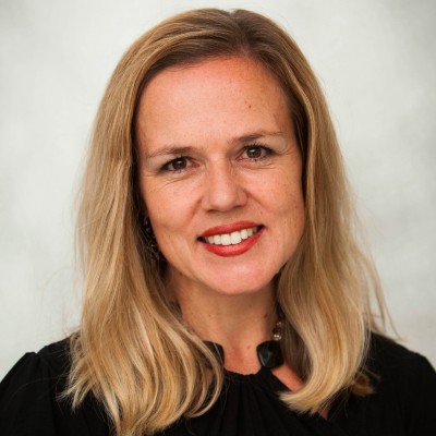 Heather Staker headshot