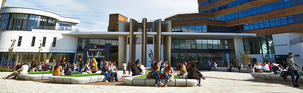 UOH-University of Huddersfield-customer story-image-2